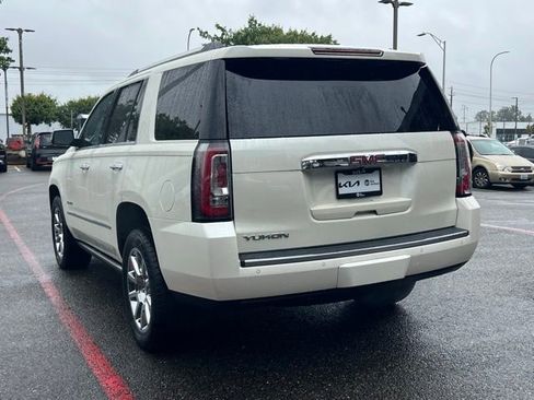 Used 2015 GMC Yukon Denali w/ Premium Package AWD/4WD image 7