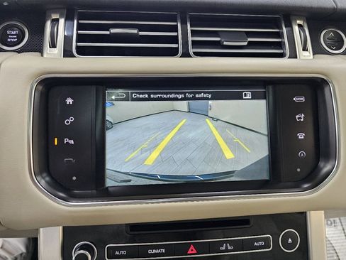 Used 2016 Land Rover Range Rover HSE image 32