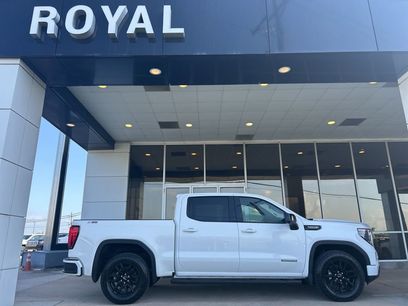 Used 2026 GMC Sierra 1500 Elevation w/ Elevation Premium Package