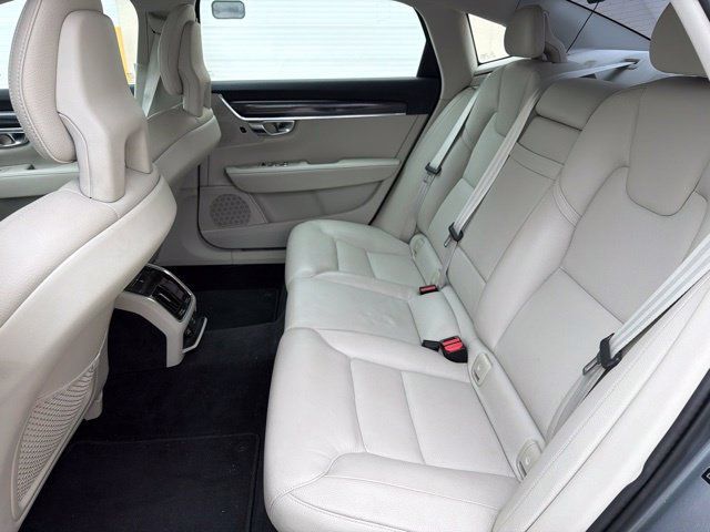 Used 2018 Volvo S90 T5 Momentum w/ Convenience Package AWD/4WD image 14