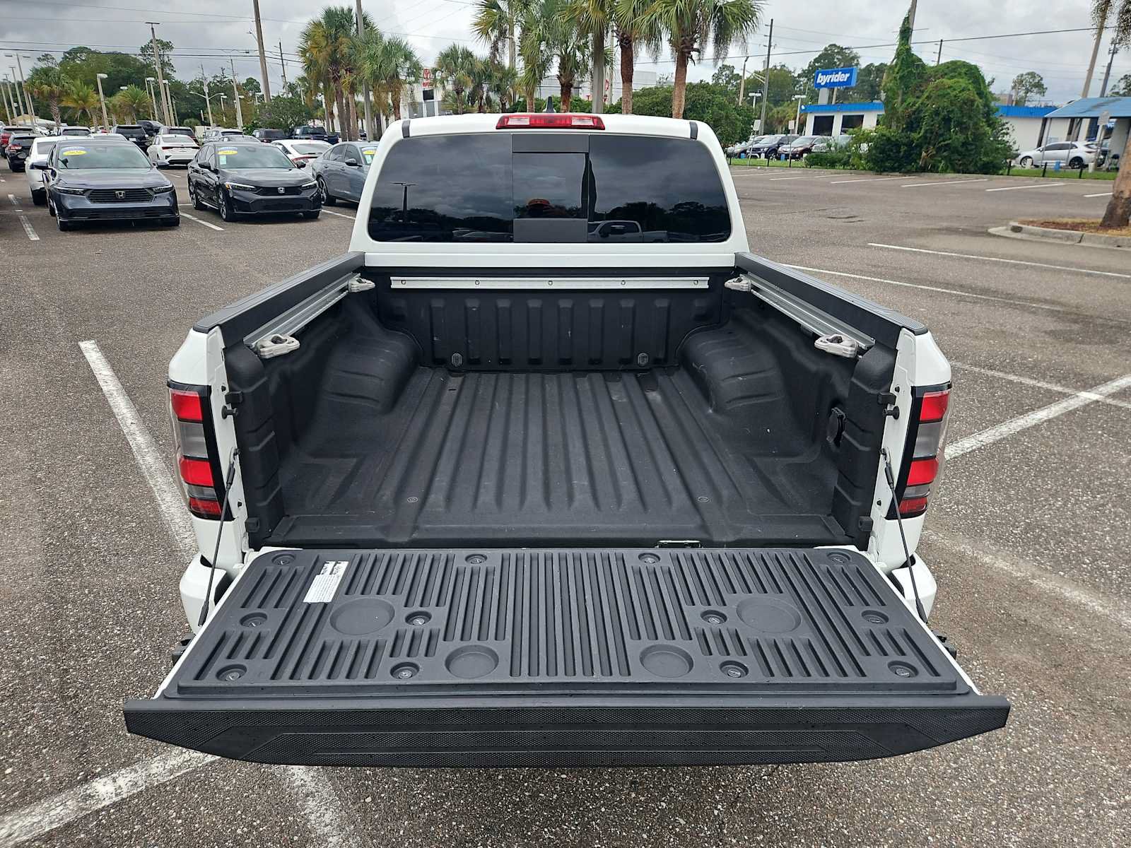 Used 2024 Nissan Frontier Pro-X w/ Pro Premium Package RWD image 21