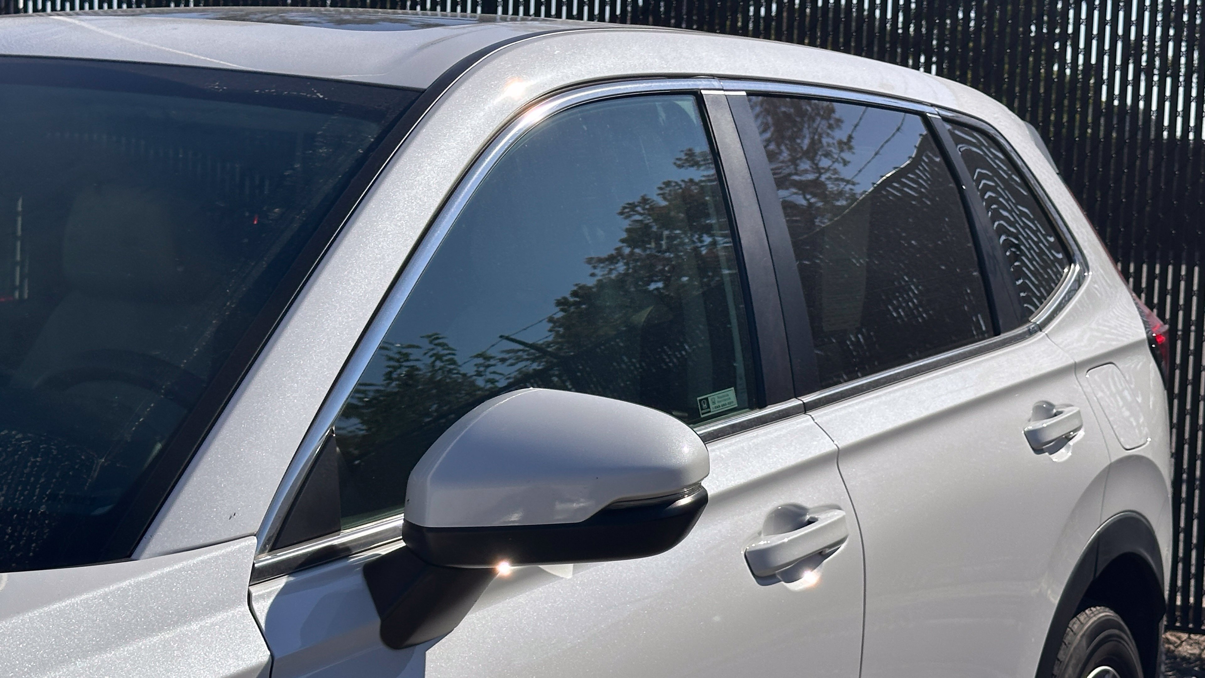 Used 2024 Honda CR-V EX image 3