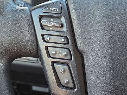 Used 2022 Nissan Frontier SV image 27