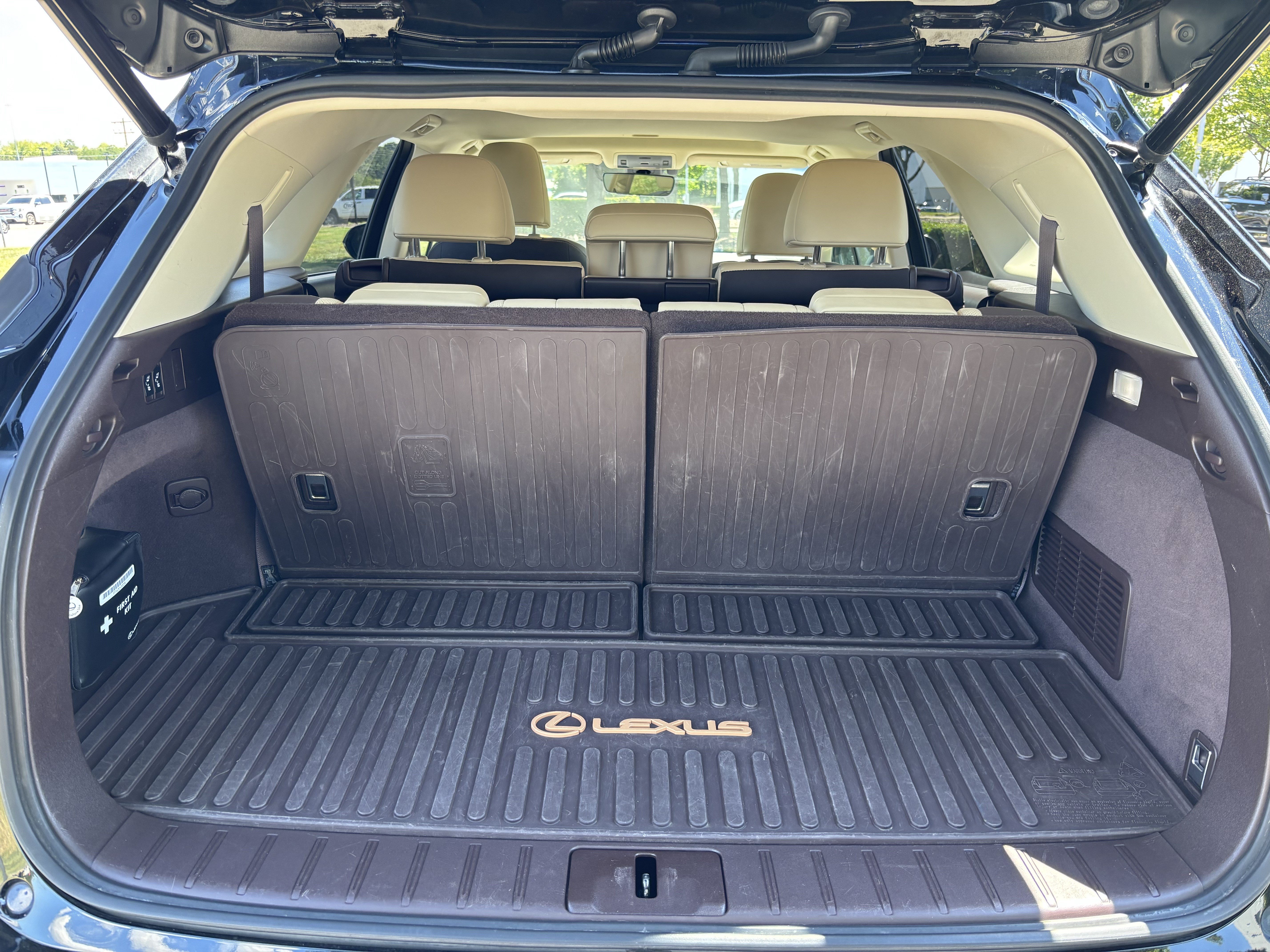 Used 2019 Lexus RX 350L AWD image 34