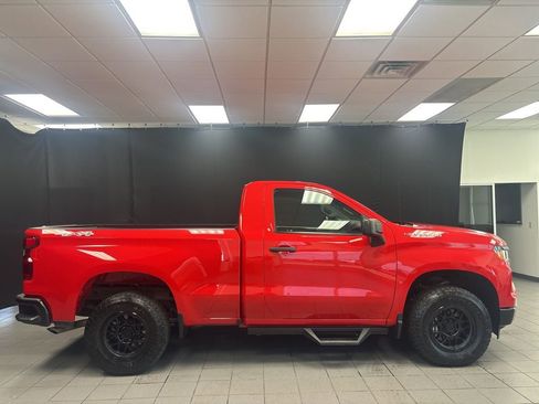 Used 2025 Chevrolet Silverado 1500 W/T image 2