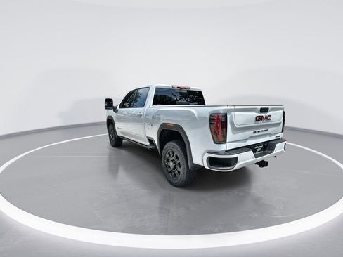 New 2026 GMC Sierra 2500 AT4 w/ AT4 Premium Plus Package AWD/4WD image 6