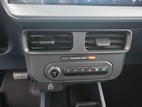 New 2025 Ford Maverick XL w/ Equipment Group 102A image 9