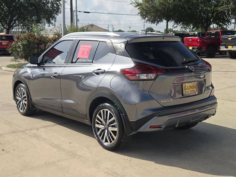 Certified 2024 Nissan Kicks SV FWD image 5
