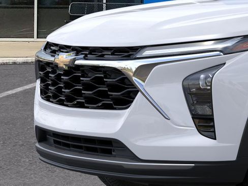 New 2026 Chevrolet Trax LT w/ LT Convenience Package image 37