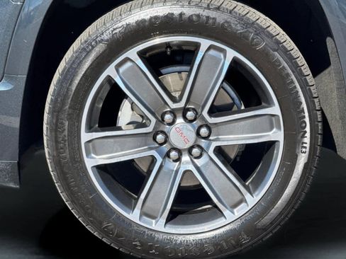 Used 2019 GMC Acadia Denali w/ Technology Package image 32