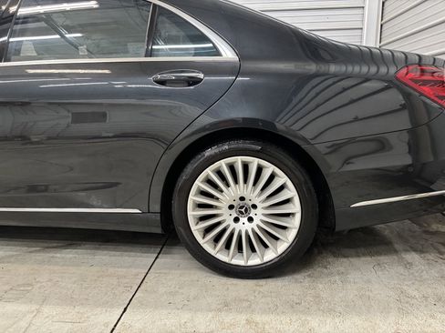 Used 2019 Mercedes-Benz S 560 4MATIC Sedan image 6