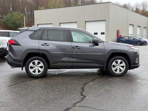 Certified 2023 Toyota RAV4 LE AWD/4WD image 6