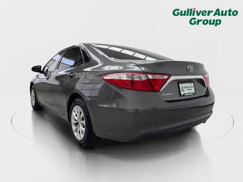 Used 2015 Toyota Camry LE FWD image 5