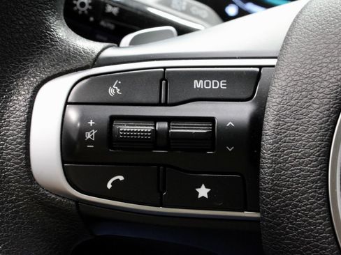 Used 2025 Kia Sportage LX AWD/4WD image 26