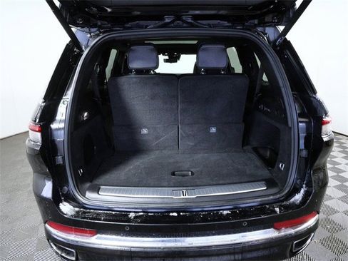 Used 2021 Jeep Grand Cherokee L Overland w/ Advanced Protech Group III image 9