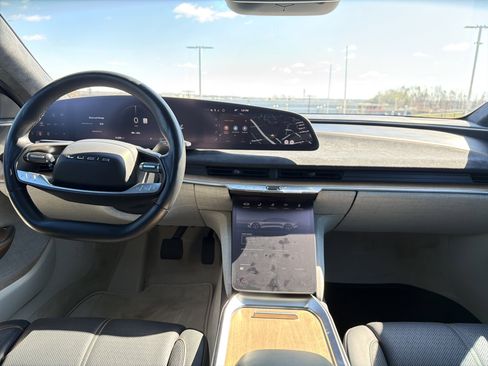 Used 2022 Lucid Air Grand Touring image 30