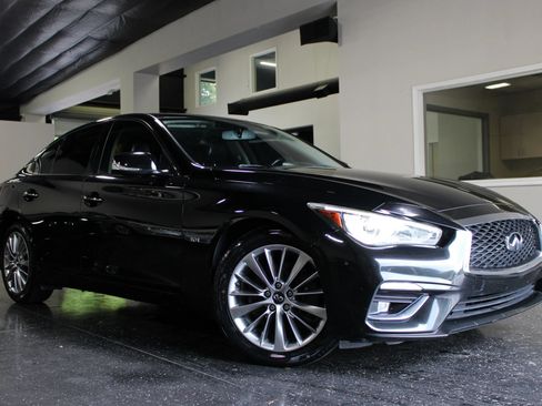 Used 2018 INFINITI Q50 Luxe w/ Essential Package (3.0T Luxe) AWD/4WD image 39