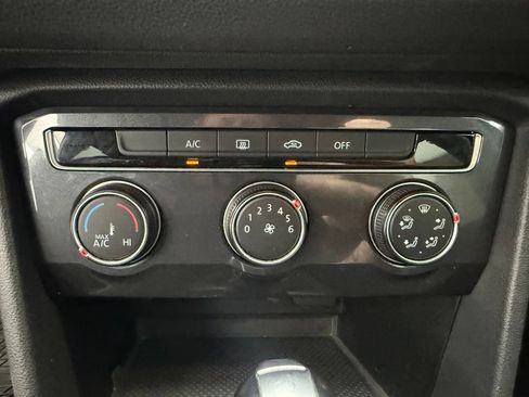 Used 2020 Volkswagen Tiguan S FWD image 6