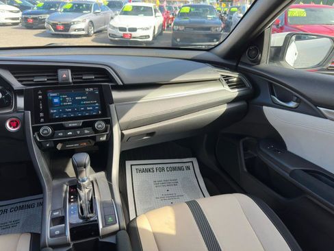 Used 2017 Honda Civic EX image 19