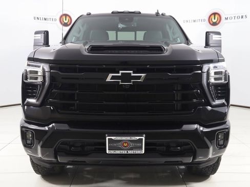 Used 2024 Chevrolet Silverado 2500 LT w/ Midnight Edition image 51