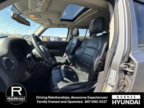Used 2017 Jeep Patriot High Altitude image 10