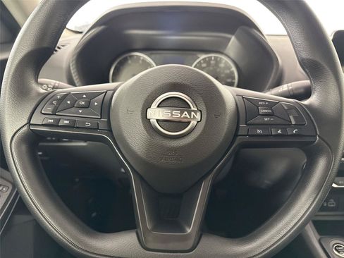 Used 2025 Nissan Sentra S FWD image 15