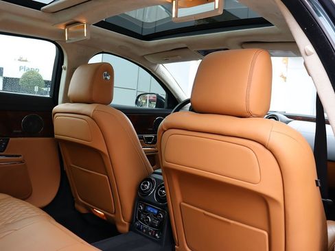 Used 2016 Jaguar XJ L Supercharged image 43