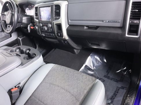 Used 2019 RAM 1500 Big Horn image 41