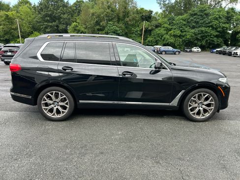 Used 2021 BMW X7 xDrive40i w/ Parking Assistance Package AWD/4WD image 6