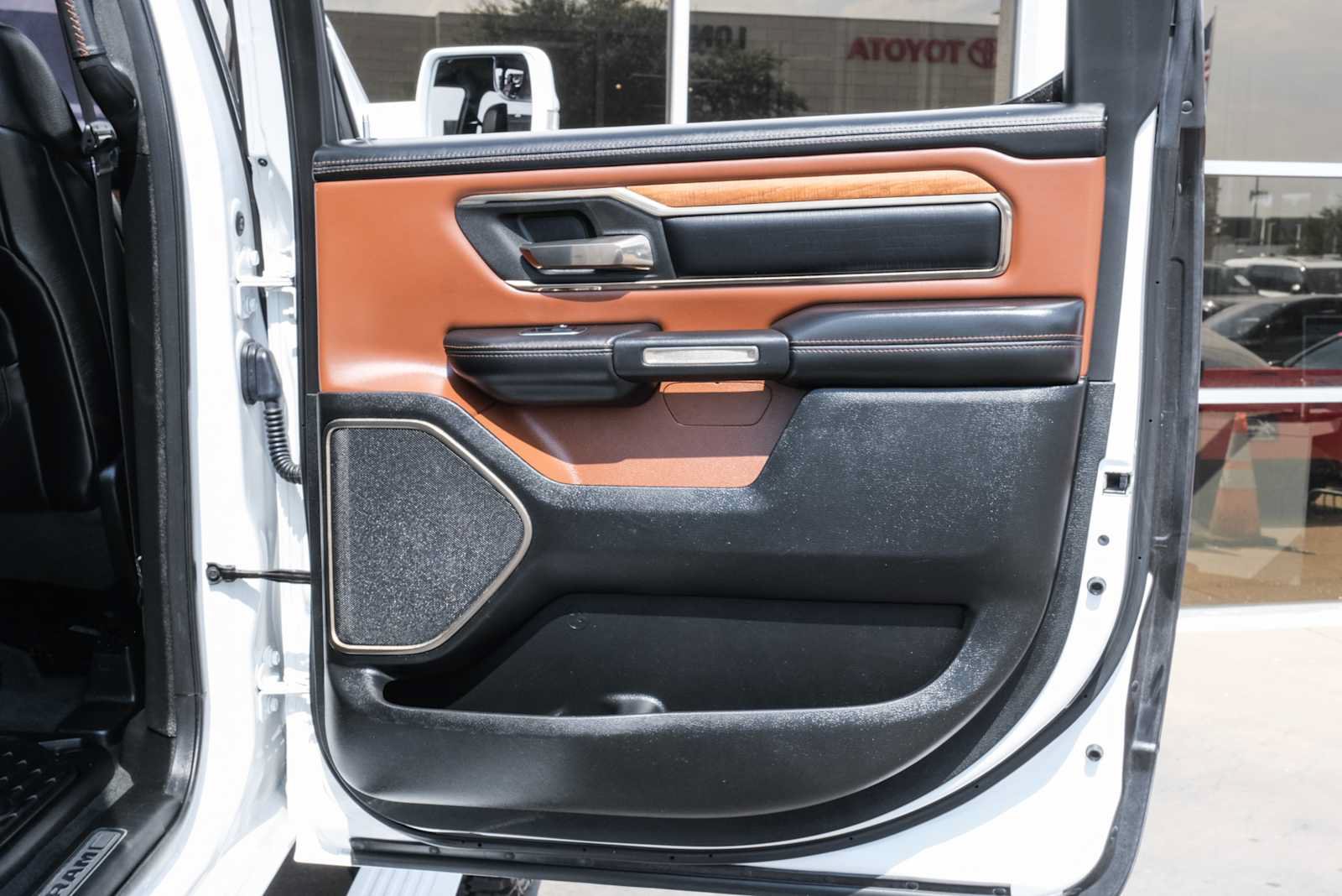 Used 2020 RAM 1500 Limited AWD/4WD image 43