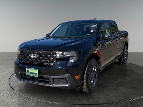 Used 2025 Ford Maverick XLT FWD image 3