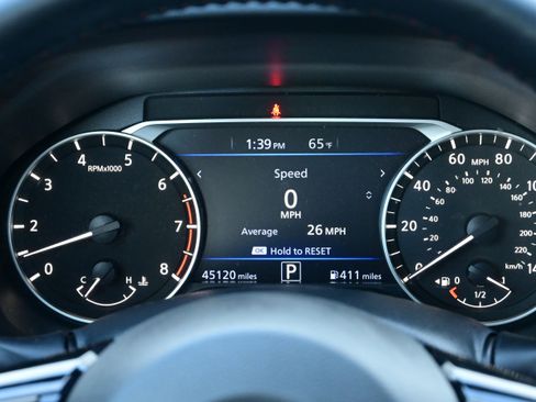 Certified 2020 Nissan Altima 2.5 SR w/ Premium Package image 18