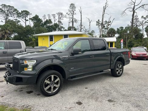 Used 2017 Ford F150 XLT w/ Equipment Group 302A Luxury AWD/4WD image 2