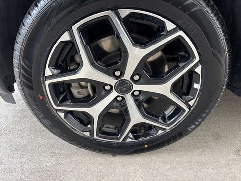 Used 2025 Jeep Compass Limited AWD/4WD image 30