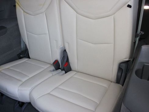 Used 2021 Cadillac XT6 Premium Luxury image 30