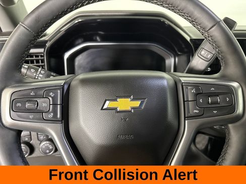 Used 2024 Chevrolet Silverado 1500 LT AWD/4WD image 15