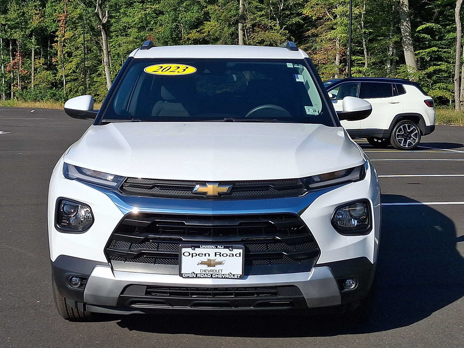 Certified 2023 Chevrolet TrailBlazer LT AWD/4WD image 2