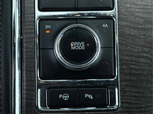 Used 2021 Ford Expedition Max Limited AWD/4WD image 45