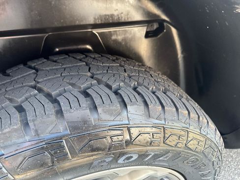 Used 2018 RAM 1500 Limited AWD/4WD image 22