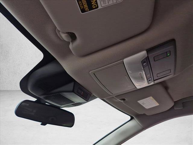 Used 2022 Nissan Rogue SV FWD image 21