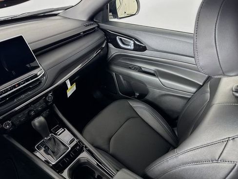 New 2026 Jeep Compass Limited w/ Sun, Sound & Navigation Group image 22