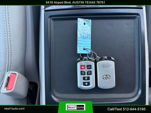 Used 2016 Toyota Sienna XLE image 34