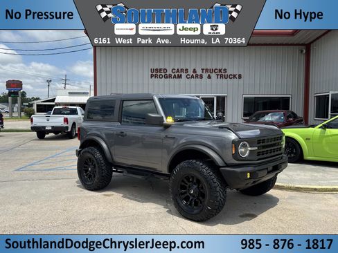 Used 2023 Ford Bronco 2-Door AWD/4WD image 1