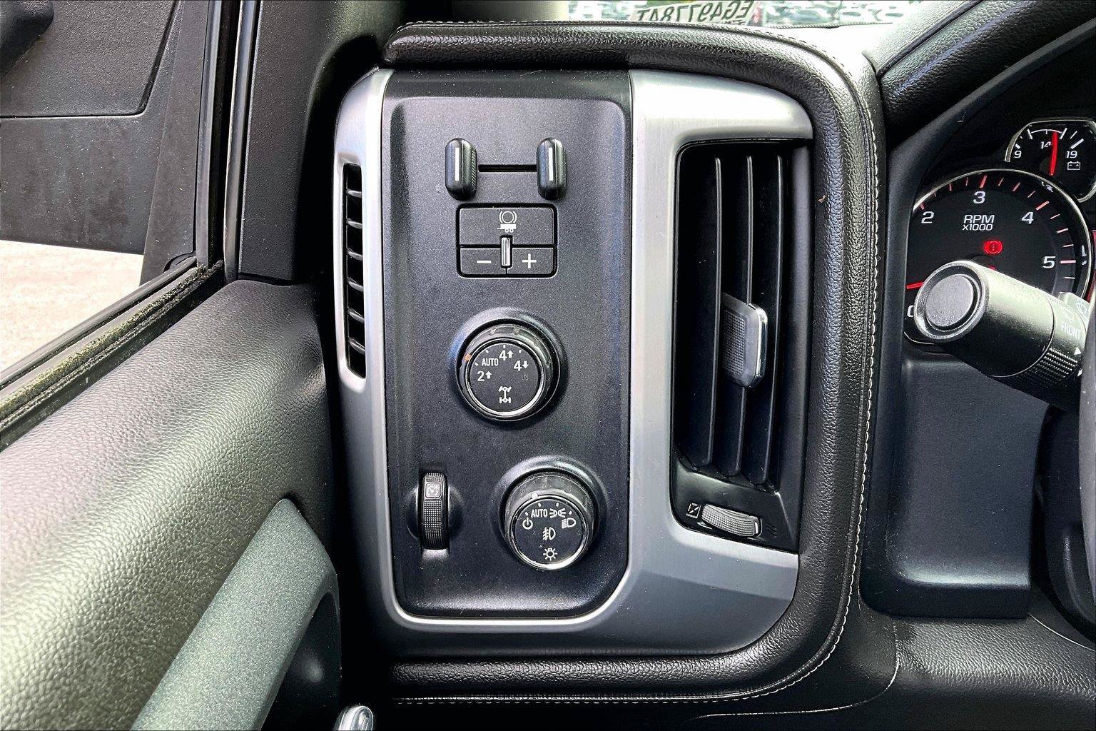 Used 2014 GMC Sierra 1500 SLE AWD/4WD image 17