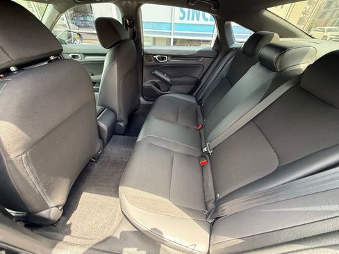 Used 2023 Honda Civic Sport image 8