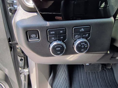 Used 2023 GMC Sierra 1500 Elevation AWD/4WD image 15