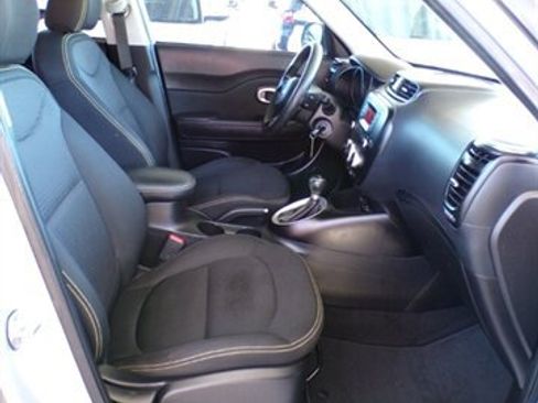 Used 2014 Kia Soul + w/ Eco Package FWD image 27