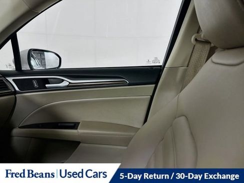 Used 2019 Ford Fusion SEL image 23