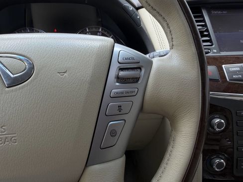 Used 2015 INFINITI QX80 4WD w/ 22" Wheel Package image 17