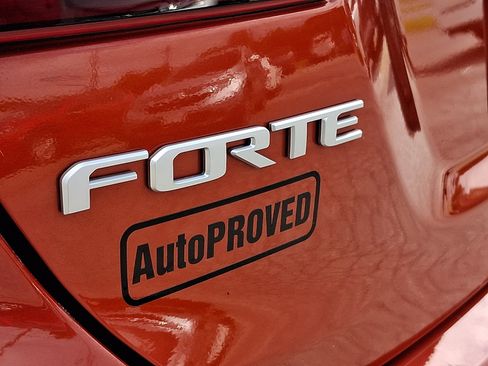 Used 2024 Kia Forte GT-Line w/ GT-Line Premium Package FWD image 27